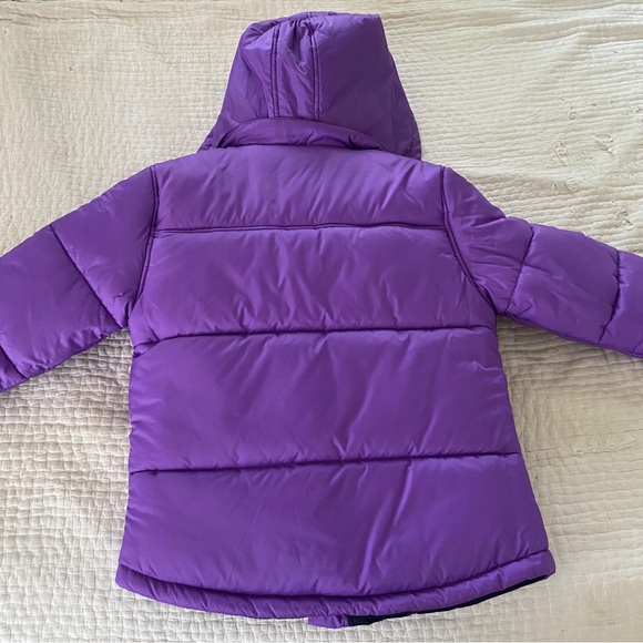 Reversable Puffer Jacket - Kids XL (16) - Picture 6 of 8